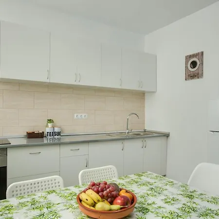 Apartment 2b El *